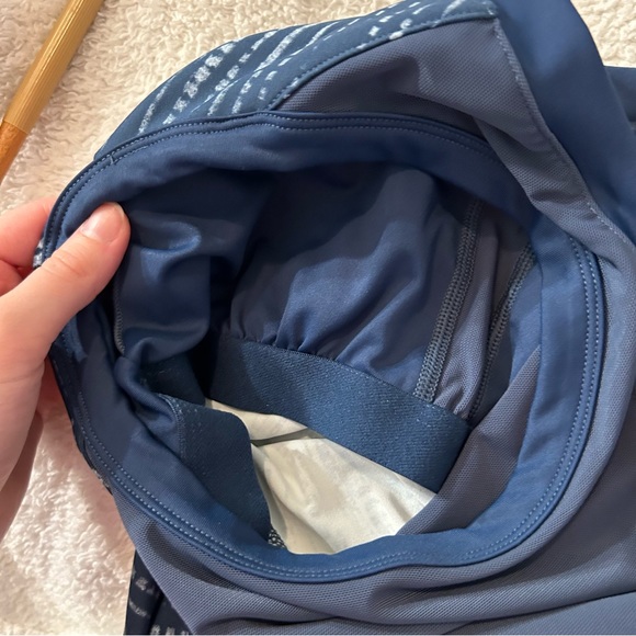 Title Nine Boss Workout Dress Pulse Blue Printed - Picture 7 of 9